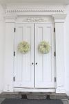 Click image for larger version. 

Name:	wreaths front door.jpg 
Views:	48 
Size:	6.5 KB 
ID:	10015