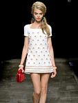 Click image for larger version. 

Name:	sixties-cara-moschino_0.jpg 
Views:	77 
Size:	28.0 KB 
ID:	19479